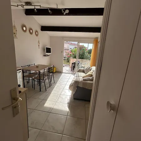 Cap D Roquille Clim 2 Pers Bord De * Agde